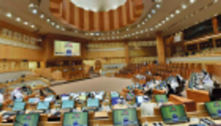 "الوطني الإماراتي".. ريادة عالمية في تمكين المرأة برلمانيا