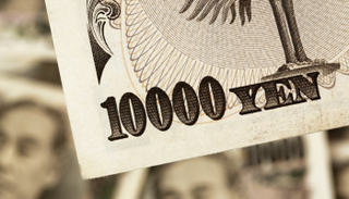 الين يواصل صعوده أمام الدولار بدعم أنباء حرب التجارة