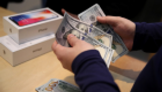 هذا هو الوقت المناسب لبيع جهازك الآيفون.. لماذا؟