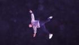 "الأسطورة" في مهب الريح.. واتجاه لمنعه من الغناء بمصر