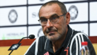 ساري يرفض الإقلاع عن التدخين ويثير غضب مسؤولي يوفنتوس