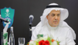 الأمير منصور بن مشعل يكشف ديون أهلي جدة ومستقبل السومة