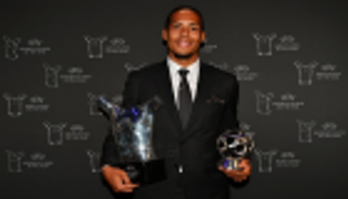 فان ديك: رونالدينيو ألهمني للتتويج بجائزة الأفضل في أوروبا