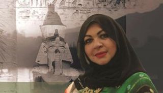 مصممة الأزياء الإماراتية العالمية منى المنصوري - أرشيفية