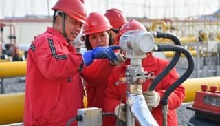 الصين ثاني أكبر مشتر للغاز الطبيعي المسال في العالم