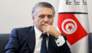 أسبوع تونس.. سباق رئاسي مضطرب تحركه مناخات السجون والمنفى