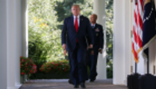 إعصار "دوريان" يلغي رحلة ترامب إلى بولندا