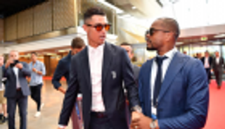 إيفرا يرفض دعوة رونالدو للغداء بسبب "الفخ القديم"