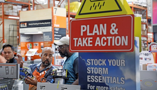 تم إعلان الطوارئ في فلوريدا تحسبا للإعصار