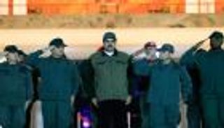 واشنطن: لن نعاقب الرئيس الفنزويلي في حالة تنحيه