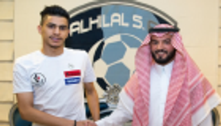الهلال السعودي يربط متعب المفرج بعقد جديد