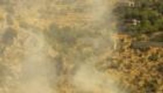 اندلاع حريق في مزارع شبعا اللبنانية المحتلة جراء قذائف إسرائيلية