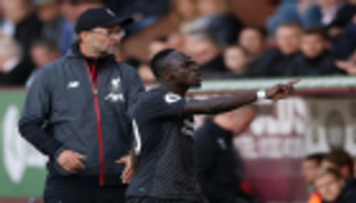 "أنانية" صلاح تثير غضب ماني خلال مواجهة بيرنلي