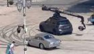 مرسيدس GLE تتألق أثناء مشاركتها بفيلم جيمس بوند الجديد