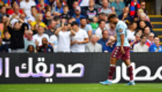 سميث مدرب أستون فيلا: تريزيجيه سيستفيد من الطرد