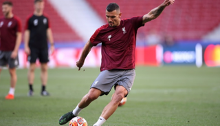 ديان لوفرين مدافع ليفربول