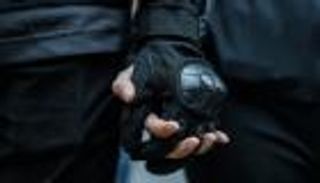 قصة حب وسط الدخان.. حكاية من مظاهرات هونج كونج