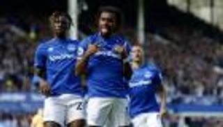 إيفرتون يحقق فوزا مثيرا على ولفرهامبتون بالبريمييرليج