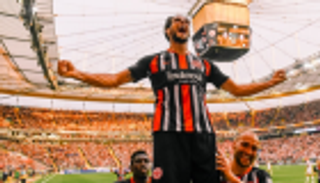 آينتراخت يقتنص فوزا قاتلا من فورتونا بالدوري الألماني