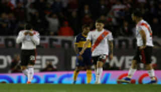 10 بطاقات في كلاسيكو بلا أهداف بين ريفر بليت وبوكا جونيورز