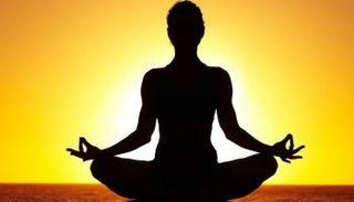 فوائد اليوجا للصحة النفسية والجسدية متعددة