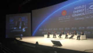 الطاقة المستدامة للجميع.. جلسة نقاشية ضمن فعاليات مؤتمر الطاقة العالمي