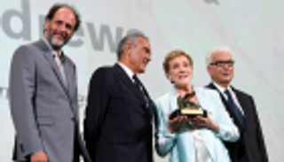 "فينيسيا السينمائي" يمنح جولي آندروز "إنجاز العمر" 