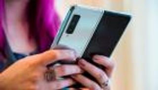 هاتف آخر  قابل للطي من سامسونج بعد 120 يوما 