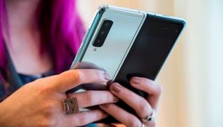 هاتف جالاكسي فولد 