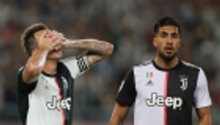 إيمري كان يختار "العمل بصمت" بعد استبعاده من قائمة يوفنتوس الأوروبية