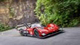 رقم قياسي جديد لطراز ID.R الكهربائي من فولكس فاجن