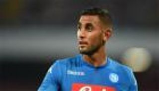 طبيب نابولي الأسبق يطمئن الجماهير على فوزي غلام