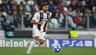 إيمري كان لاعب وسط يوفنتوس