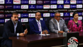 الاتحاد المصري يحدد 20 ألف متفرج لنهائي الزمالك وبيراميدز