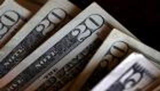 الإسترليني يسجل أكبر يومين من المكاسب في 10 أشهر