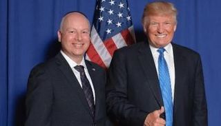 دونالد ترامب وجيسون جرينبلات