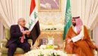 ولي العهد السعودي يبحث مع رئيس وزراء العراق العلاقات الثنائية