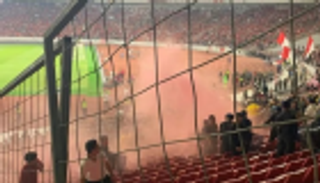 رغم الفوز الثمين.. ماليزيا تعتزم شكوى جماهير إندونيسيا