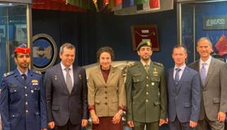 طاقما مهمة الانطلاق لمحطة الفضاء يزوران متحف جاجارين