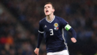 ثنائية روسيا تحبط أندي روبرتسون