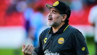  دييجو أرماندو مارادونا