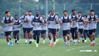 من تدريبات منتخب الامارات