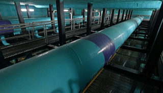 إحدى منشآت البنية التحتية تحت الأرض في سنغافورة - أ.ف.ب