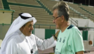 الأمير منصور بن مشعل ينفي عرض الهلال لضم الربيعي 