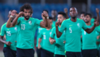 "الأخضر" يحشد جماهيره لموقعة اليمن بحافلات خاصة