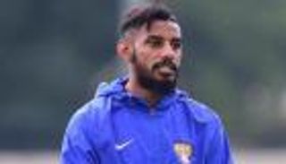 بعد تعافيه من الرباط الصليبي.. محمد أحمد يعود إلى تدريبات العين