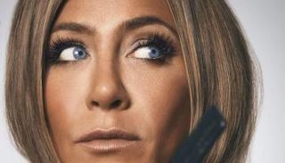 الممثلة جينيفر أنيستون على غلاف مجلة "إن ستايل"