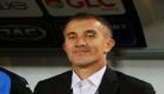 كاريكاتير.. ميتشو يبدأ سلسلة البطولات مع الزمالك