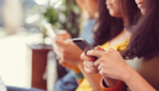 تطبيقات تراقب خصوبة النساء "سرا" لمصلحة فيسبوك