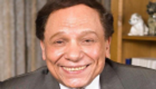 عادل إمام ينتهي من تصوير نصف مشاهد "فلانتينو"